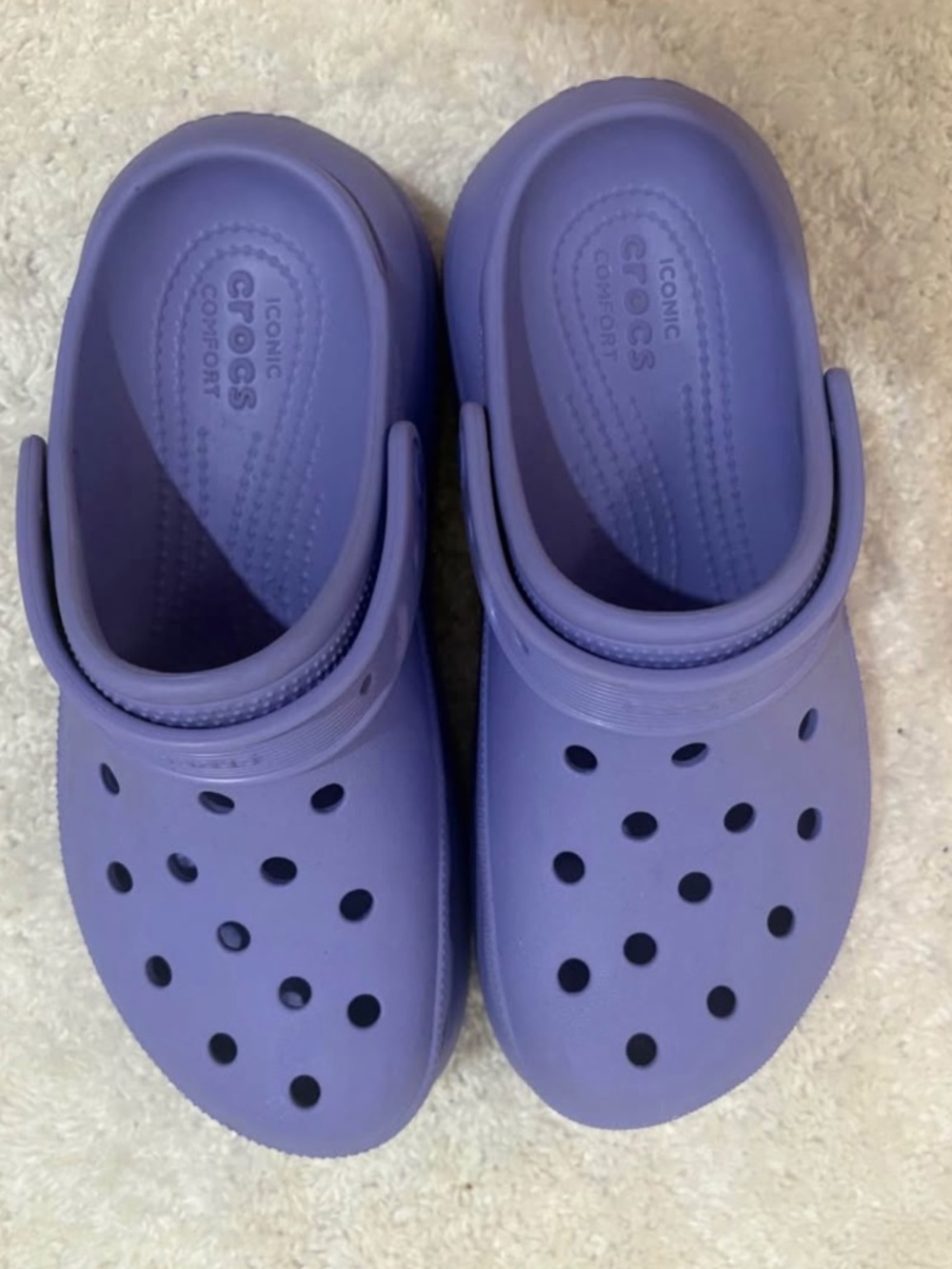 Crocs - Picture 2 of 3